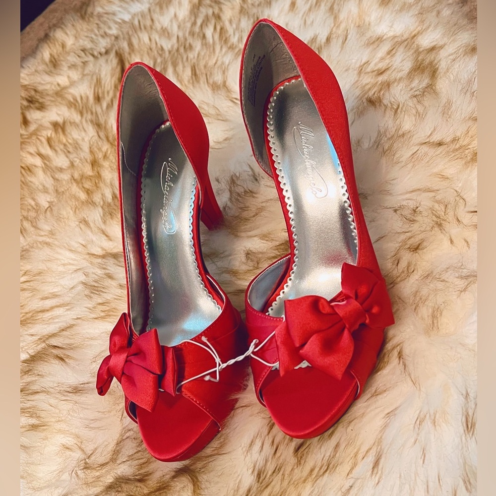 Michael Angelo hot pink open toe heels